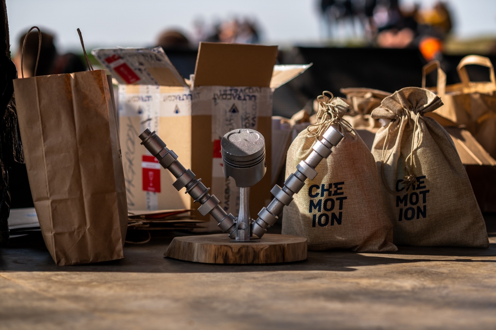 Zdjęcie w galerii na portalu naszwodzislaw.com: Petrol Beach 2022. Auta tuningowe zjechały do Bukowa [FOTO] wiadomości z regionu