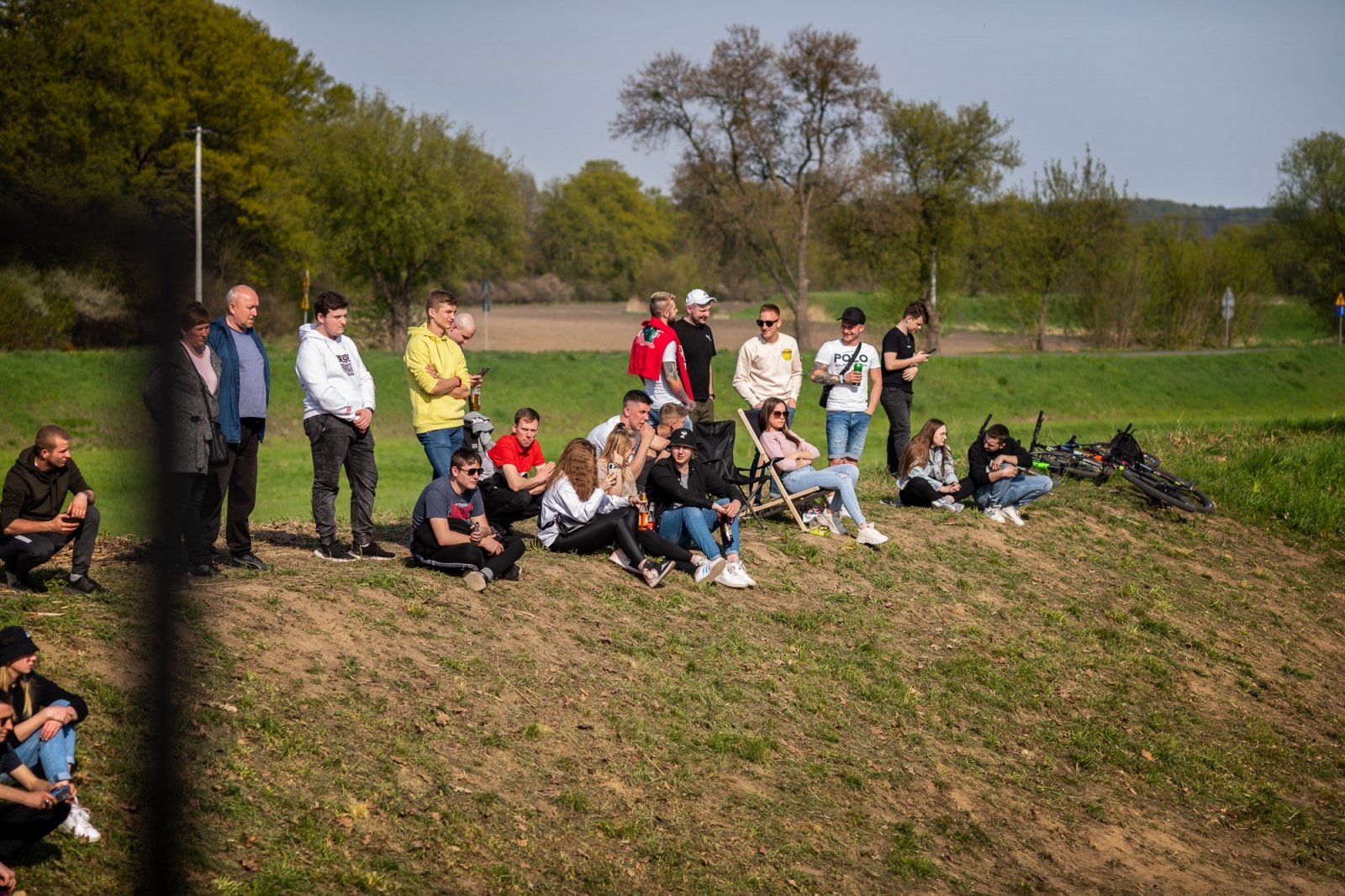 Zdjęcie w galerii na portalu naszwodzislaw.com: Petrol Beach 2022. Auta tuningowe zjechały do Bukowa [FOTO] wiadomości z regionu