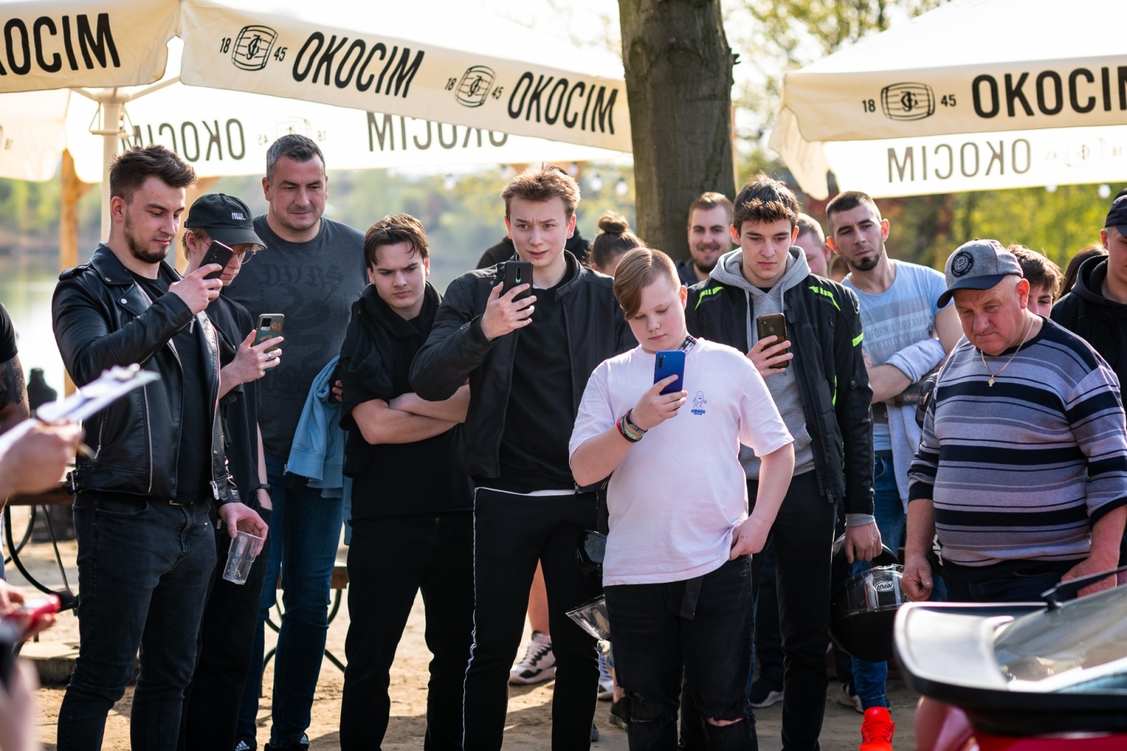 Zdjęcie w galerii na portalu naszwodzislaw.com: Petrol Beach 2022. Auta tuningowe zjechały do Bukowa [FOTO] wiadomości z regionu