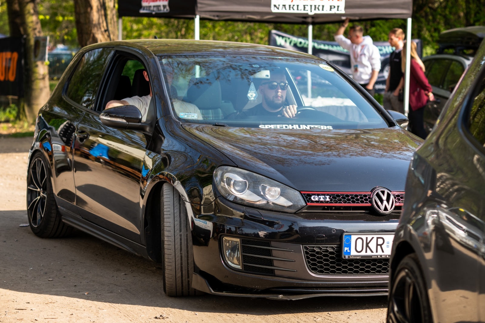 Zdjęcie w galerii na portalu naszwodzislaw.com: Petrol Beach 2022. Auta tuningowe zjechały do Bukowa [FOTO] wiadomości z regionu