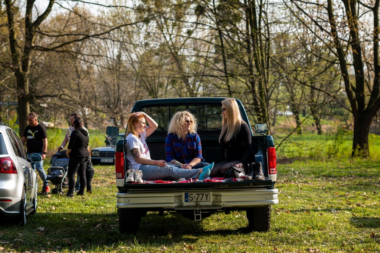 Zdjęcie w galerii na portalu naszwodzislaw.com: Petrol Beach 2022. Auta tuningowe zjechały do Bukowa [FOTO] wiadomości z regionu