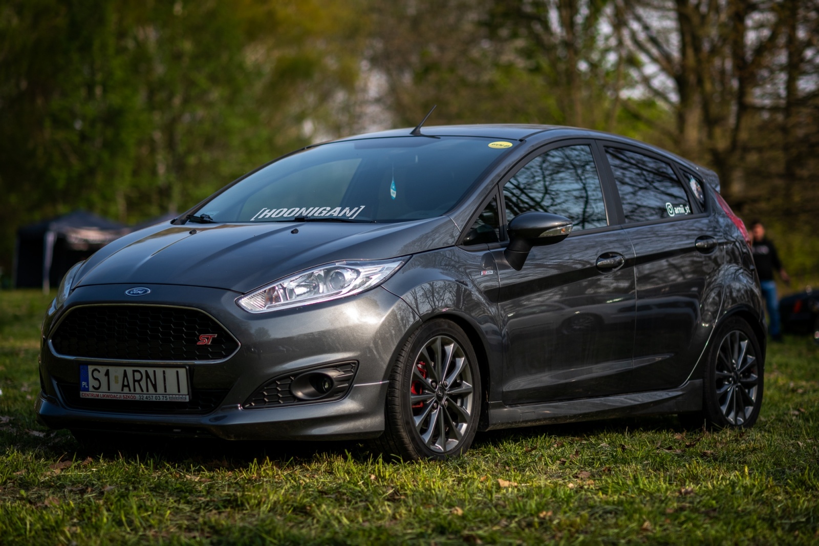 Zdjęcie w galerii na portalu naszwodzislaw.com: Petrol Beach 2022. Auta tuningowe zjechały do Bukowa [FOTO] wiadomości z regionu