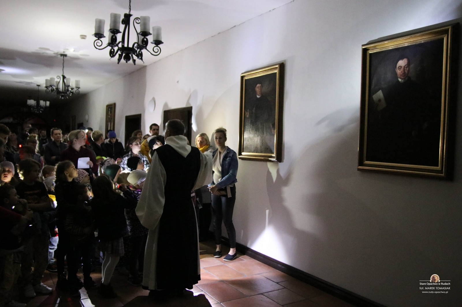 Zdjęcie w galerii na portalu naszwodzislaw.com: Dreszczyk emocji i tajemnice. Nocne szukanie skarbu w Rudach wiadomości z regionu