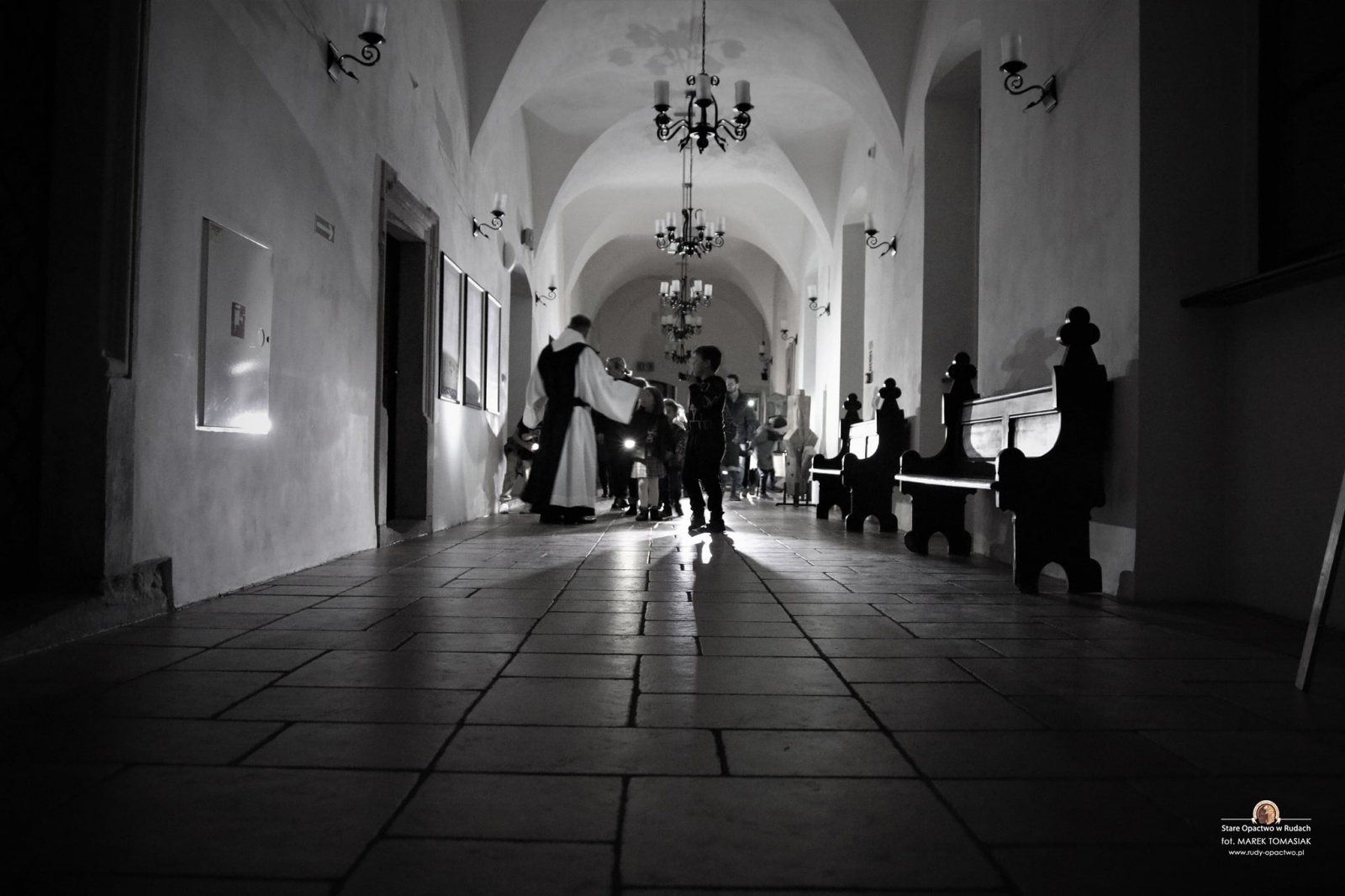 Zdjęcie w galerii na portalu naszwodzislaw.com: Dreszczyk emocji i tajemnice. Nocne szukanie skarbu w Rudach wiadomości z regionu