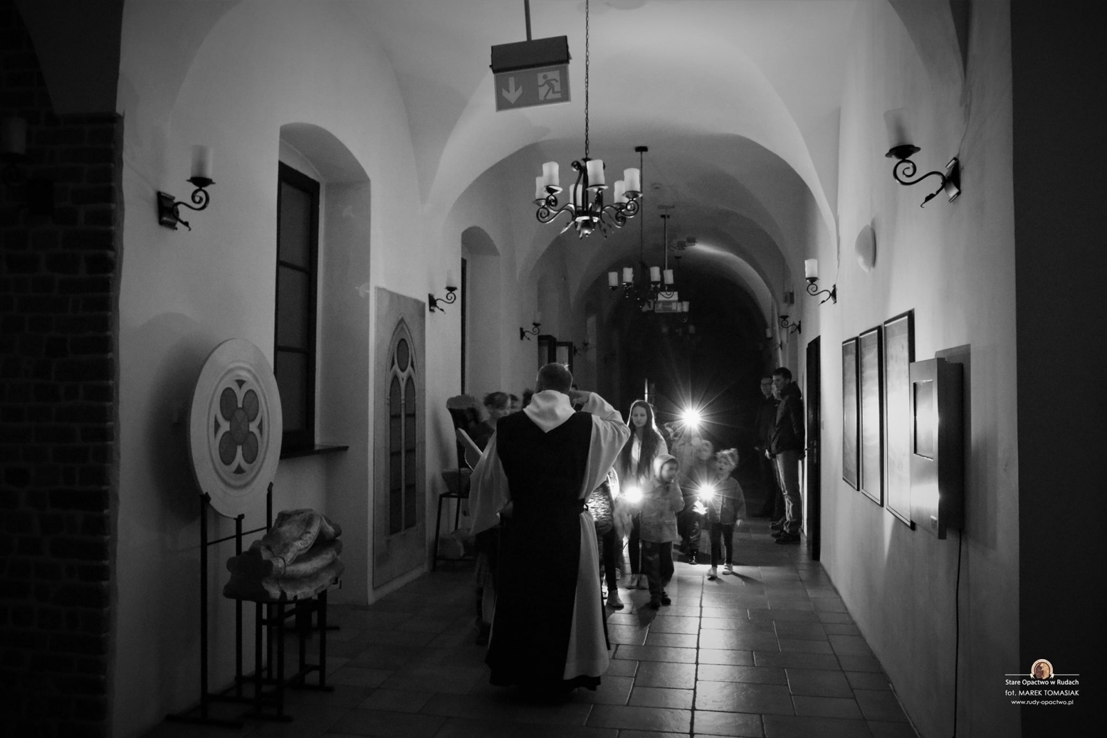 Zdjęcie w galerii na portalu naszwodzislaw.com: Dreszczyk emocji i tajemnice. Nocne szukanie skarbu w Rudach wiadomości z regionu