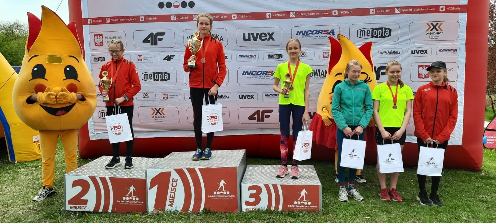 Zdjęcie w galerii na portalu naszwodzislaw.com: Worek medali wodzisławskich biathlonistów wiadomości z regionu