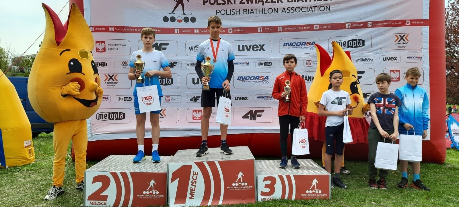 Zdjęcie w galerii na portalu naszwodzislaw.com: Worek medali wodzisławskich biathlonistów wiadomości z regionu