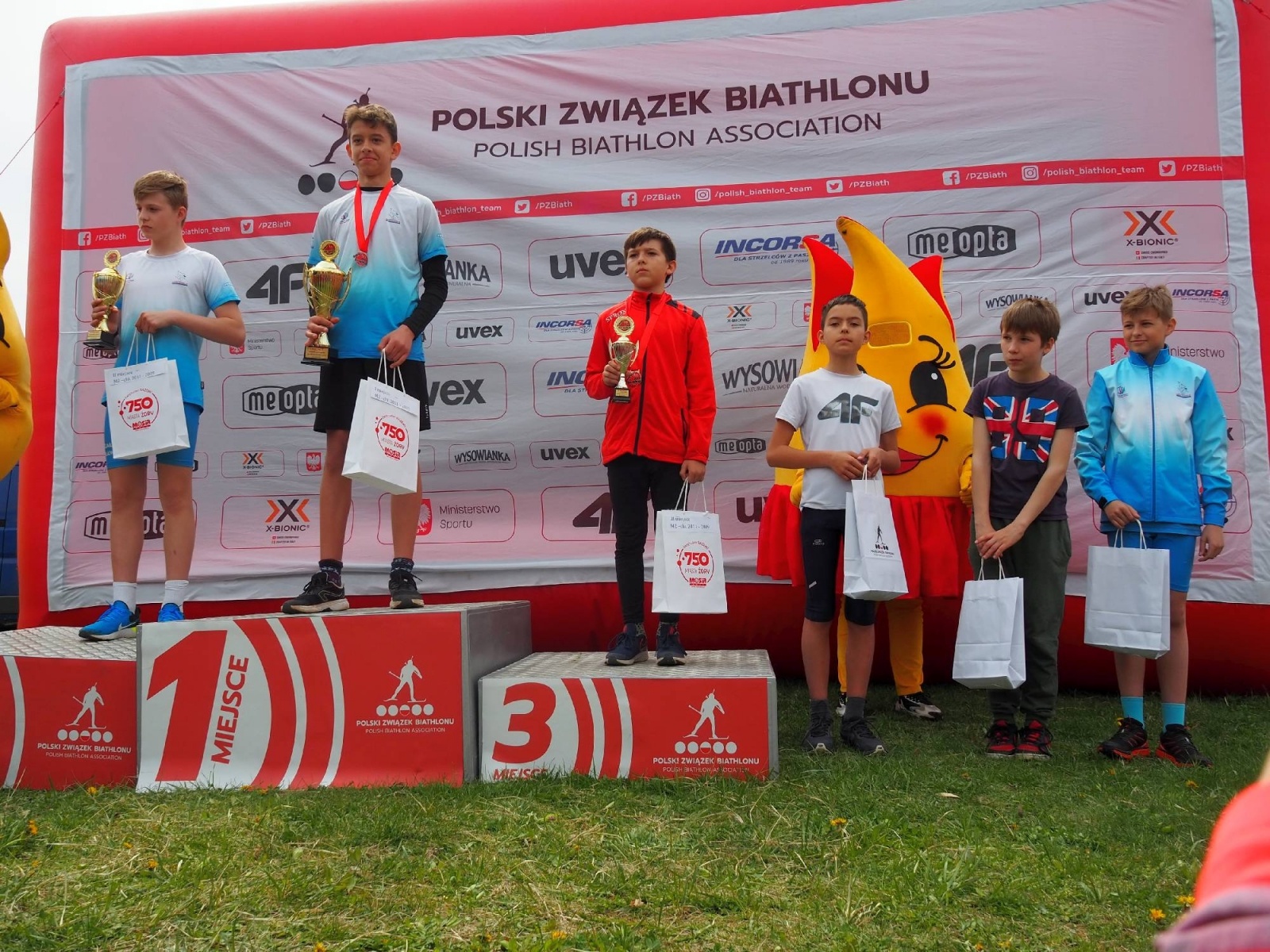 Zdjęcie w galerii na portalu naszwodzislaw.com: Kolejne sukcesy biathlonistów UKS Strzał Wodzisław wiadomości z regionu