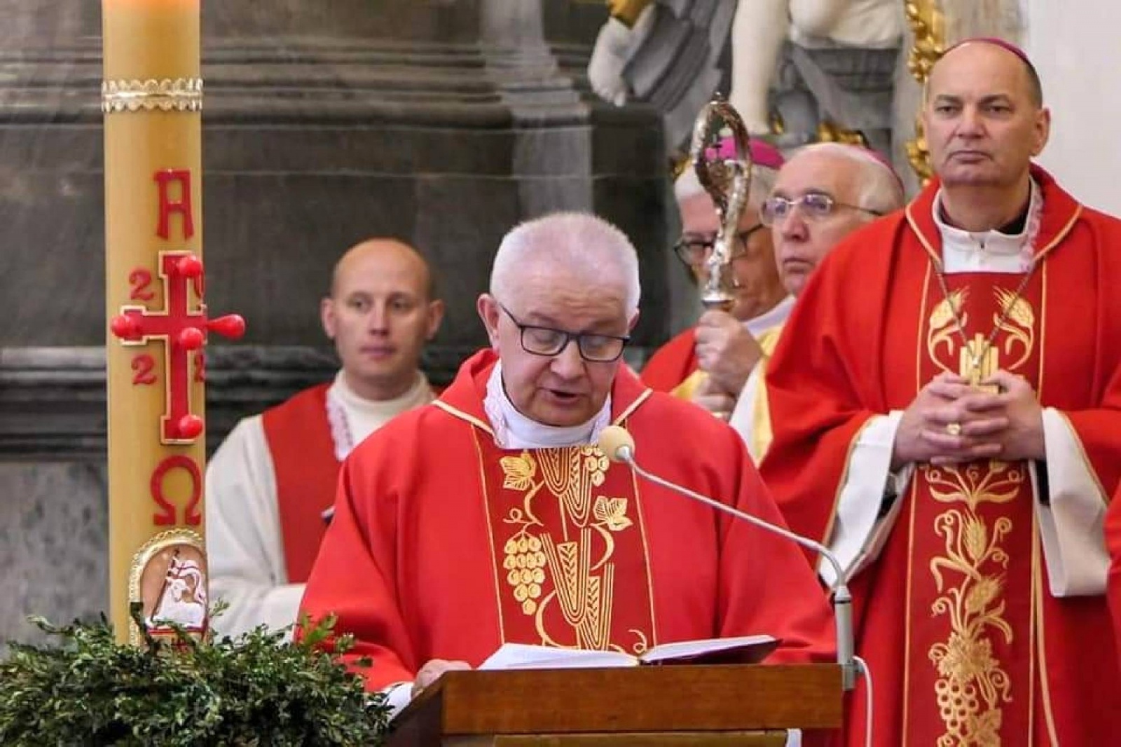 Zdjęcie w galerii na portalu naszwodzislaw.com: Strażackie święto na Jasnej Górze z udziałem strażaków z naszego regionu wiadomości z regionu