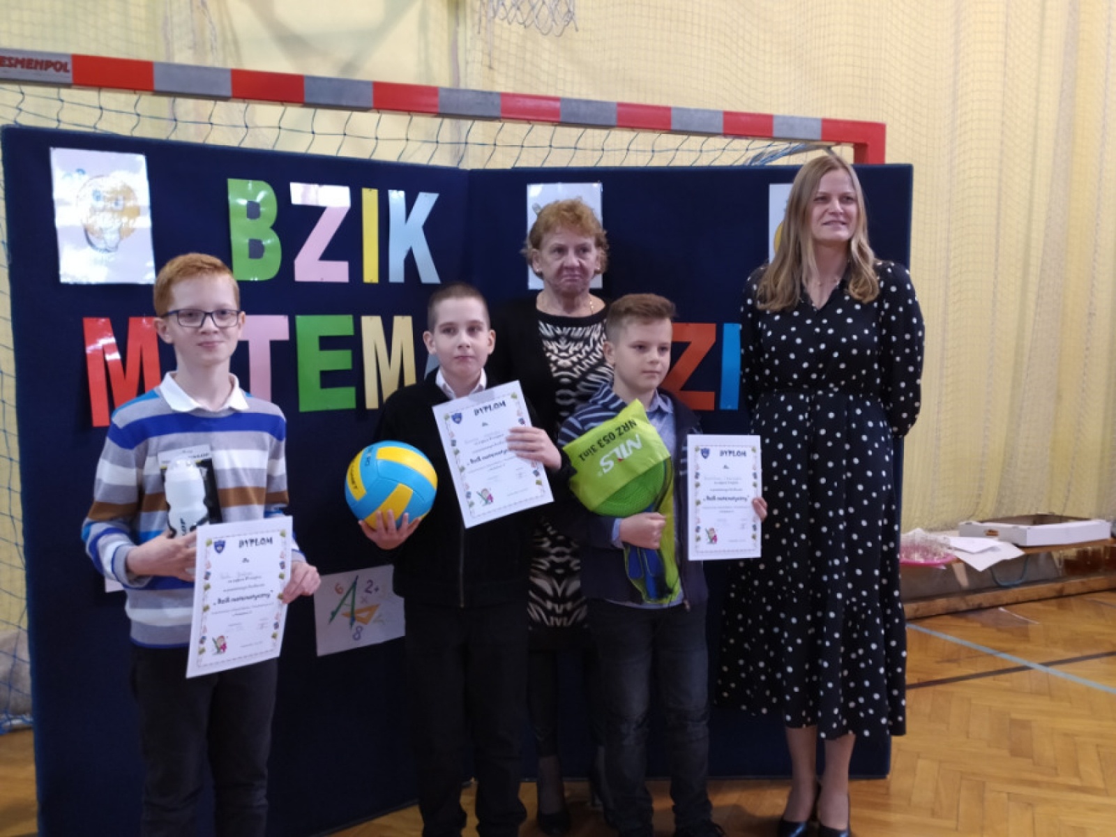 Zdjęcie w galerii na portalu naszwodzislaw.com: Radek Szewczyk wygrał Matematyczny Bzik wiadomości z regionu