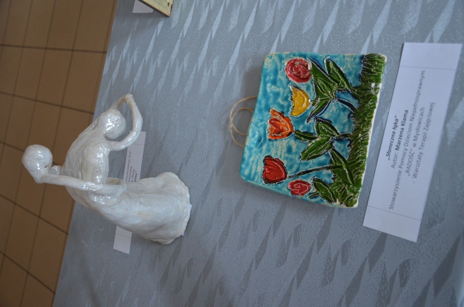 Zdjęcie w galerii na portalu naszwodzislaw.com: To, co kochają. Za nami wyjątkowy wernisaż [FOTO] wiadomości z regionu