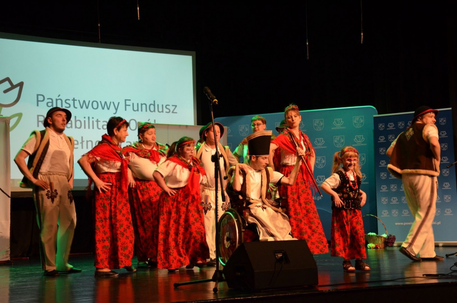 Zdjęcie w galerii na portalu naszwodzislaw.com: To, co kochają. Za nami wyjątkowy wernisaż [FOTO] wiadomości z regionu