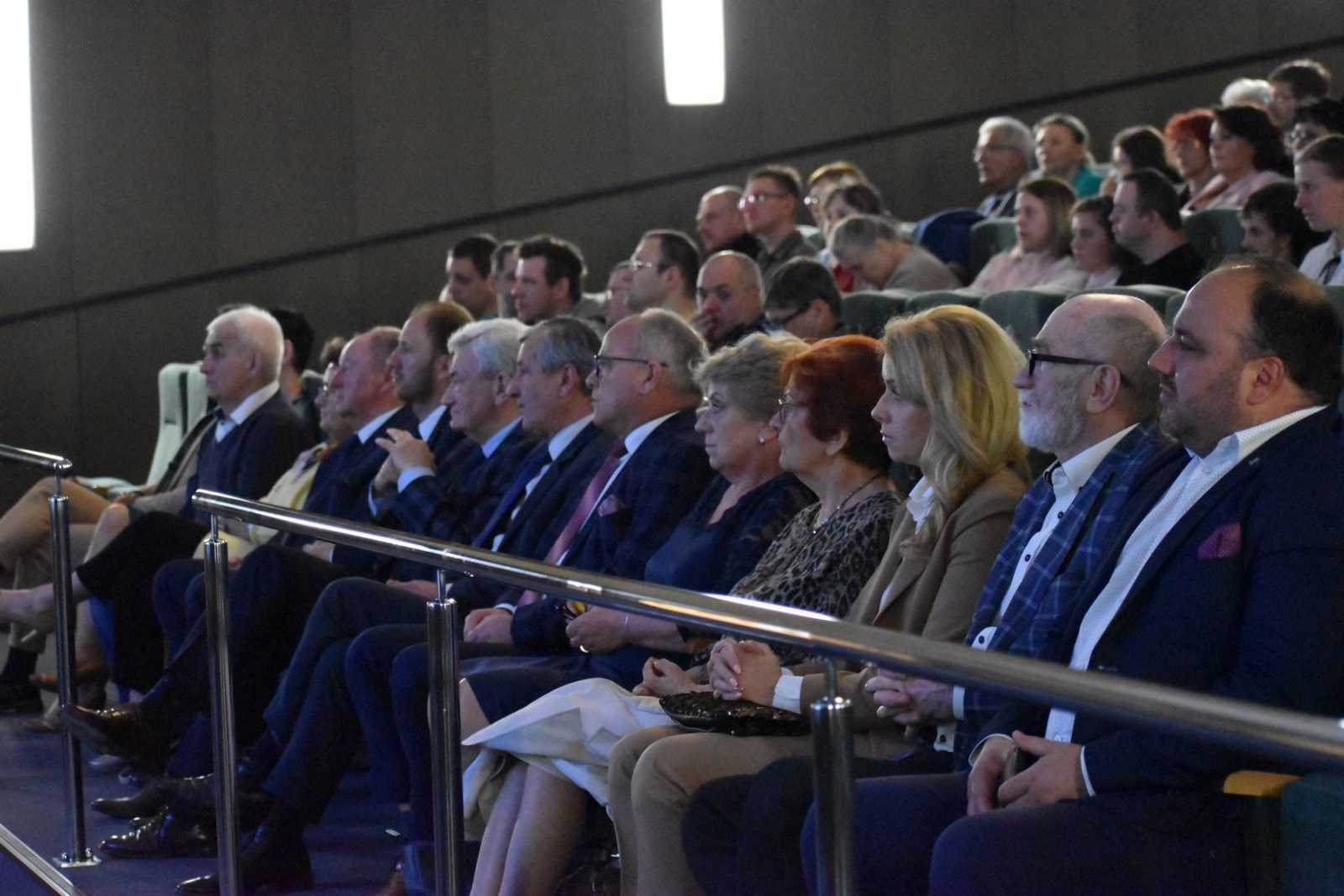 Zdjęcie w galerii na portalu naszwodzislaw.com: To, co kochają. Za nami wyjątkowy wernisaż [FOTO] wiadomości z regionu