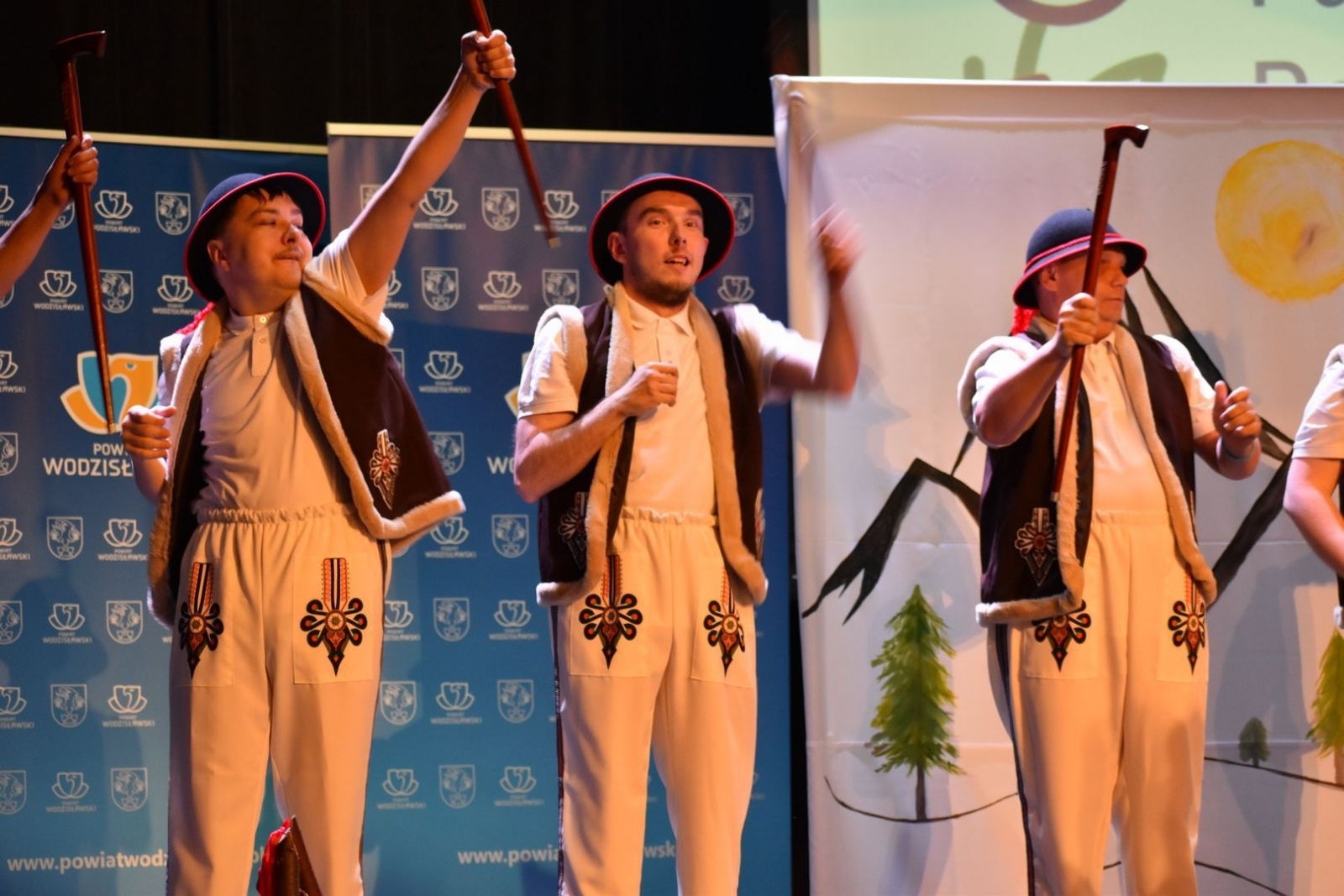 Zdjęcie w galerii na portalu naszwodzislaw.com: To, co kochają. Za nami wyjątkowy wernisaż [FOTO] wiadomości z regionu