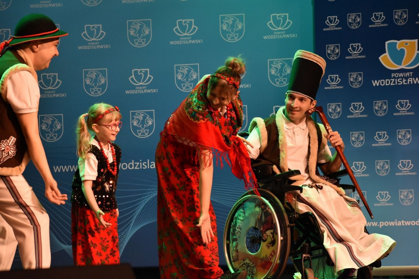 Zdjęcie w galerii na portalu naszwodzislaw.com: To, co kochają. Za nami wyjątkowy wernisaż [FOTO] wiadomości z regionu