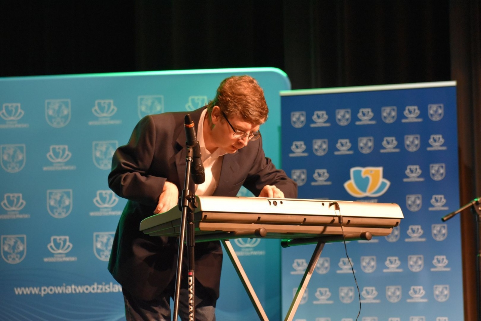 Zdjęcie w galerii na portalu naszwodzislaw.com: To, co kochają. Za nami wyjątkowy wernisaż [FOTO] wiadomości z regionu