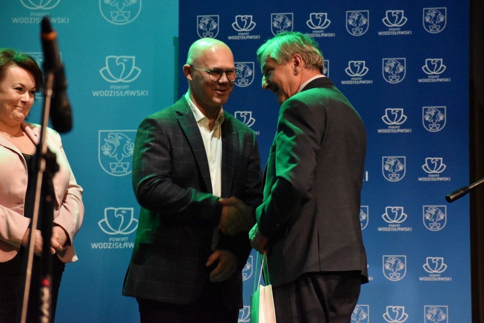 Zdjęcie w galerii na portalu naszwodzislaw.com: To, co kochają. Za nami wyjątkowy wernisaż [FOTO] wiadomości z regionu