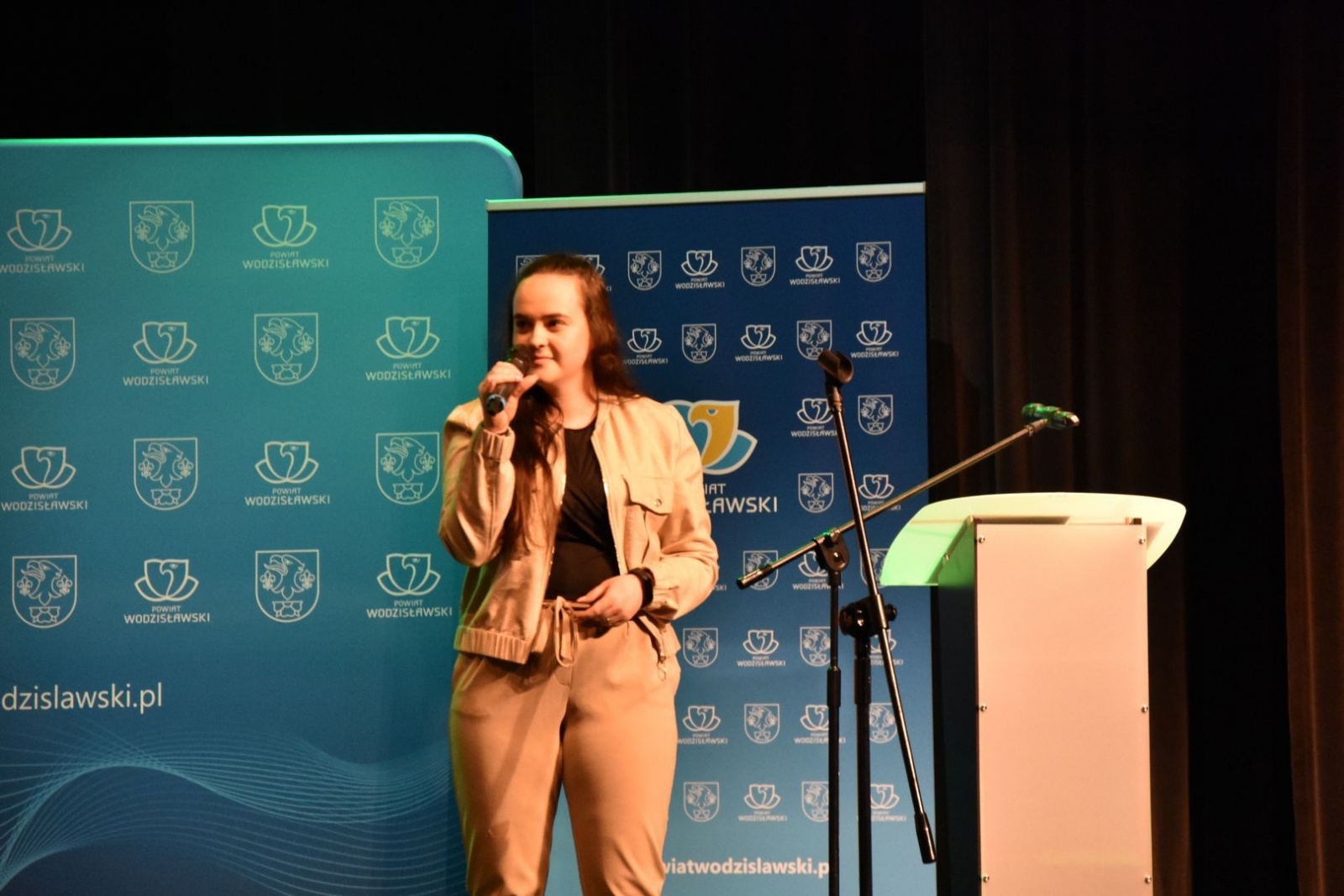 Zdjęcie w galerii na portalu naszwodzislaw.com: To, co kochają. Za nami wyjątkowy wernisaż [FOTO] wiadomości z regionu