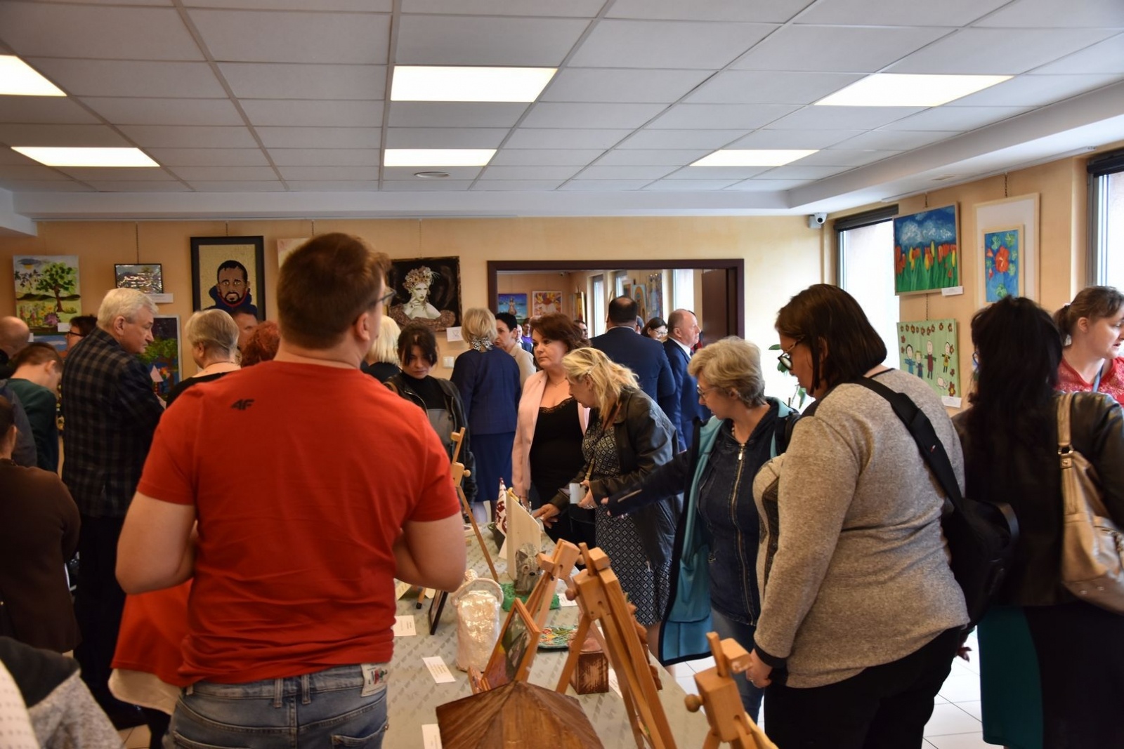 Zdjęcie w galerii na portalu naszwodzislaw.com: To, co kochają. Za nami wyjątkowy wernisaż [FOTO] wiadomości z regionu