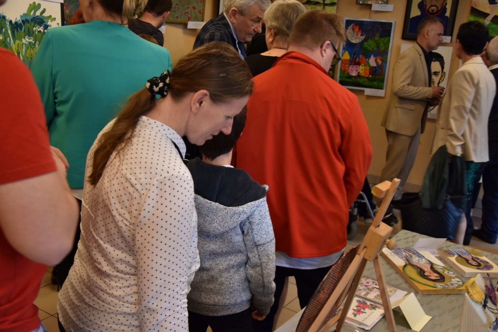 Zdjęcie w galerii na portalu naszwodzislaw.com: To, co kochają. Za nami wyjątkowy wernisaż [FOTO] wiadomości z regionu
