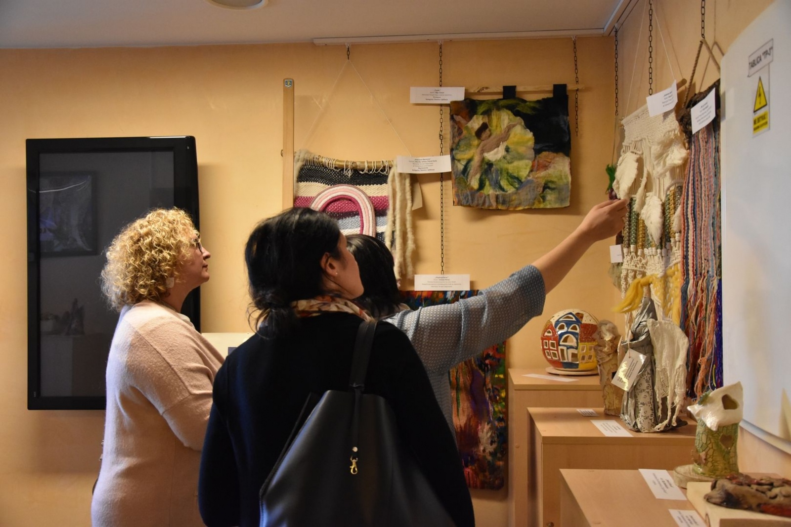 Zdjęcie w galerii na portalu naszwodzislaw.com: To, co kochają. Za nami wyjątkowy wernisaż [FOTO] wiadomości z regionu