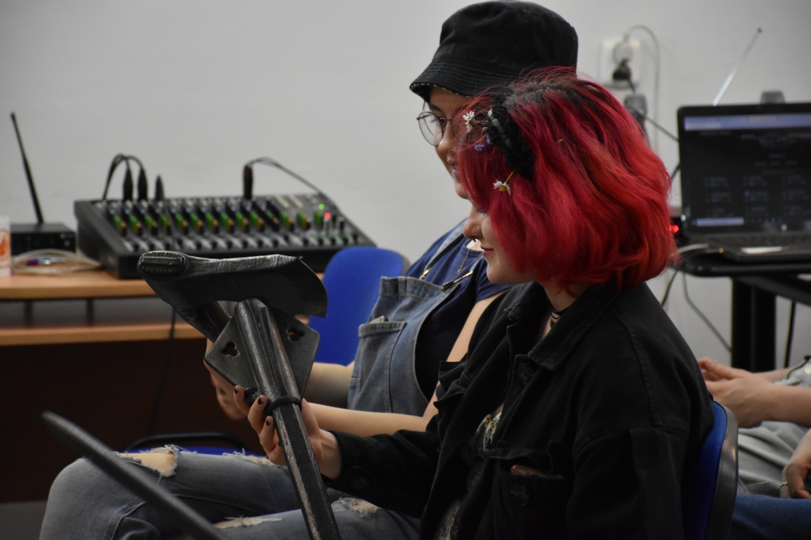 Zdjęcie w galerii na portalu naszwodzislaw.com: Warsztaty larpowania w wodzisławskiej książnicy wiadomości z regionu