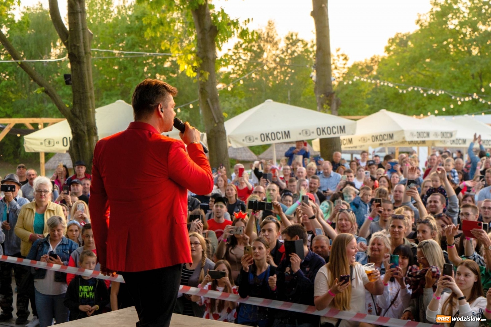 Zdjęcie w galerii na portalu naszwodzislaw.com: Zenek Martyniuk na Magicznej Plaży w Bukowie [FOTO i WIDEO] wiadomości z regionu