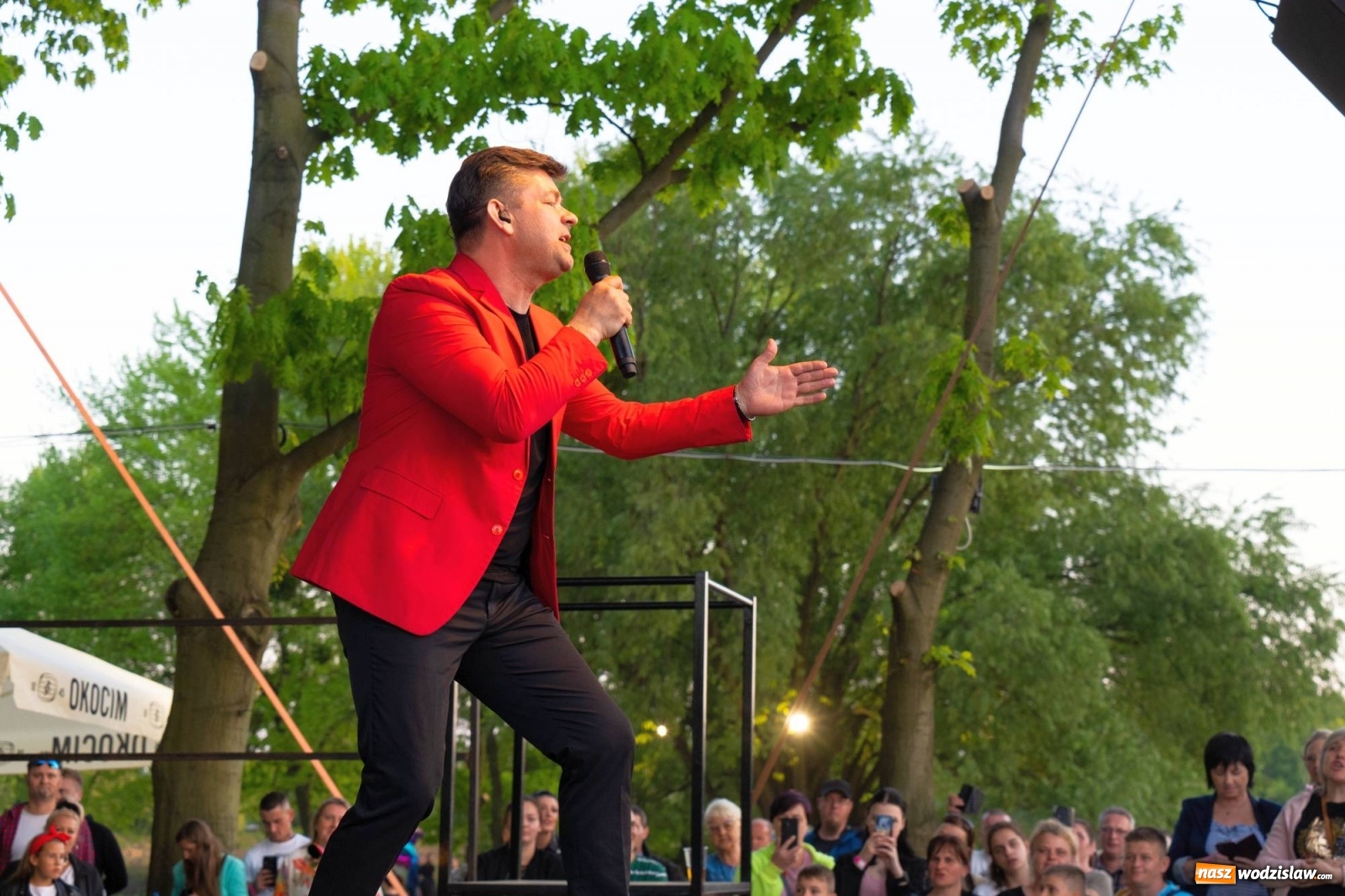 Zdjęcie w galerii na portalu naszwodzislaw.com: Zenek Martyniuk na Magicznej Plaży w Bukowie [FOTO i WIDEO] wiadomości z regionu