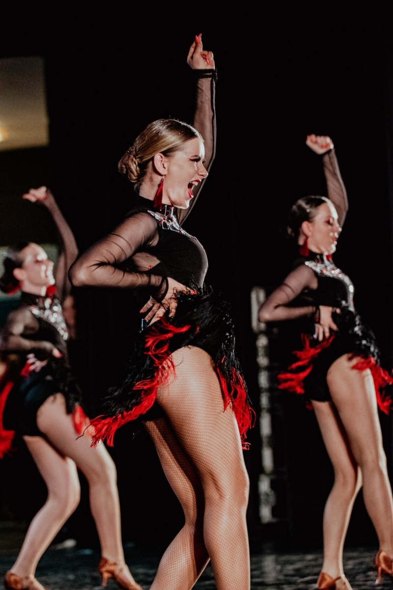 Zdjęcie w galerii na portalu naszwodzislaw.com: XX Gala Taneczna Mix za nami [FOTO] wiadomości z regionu