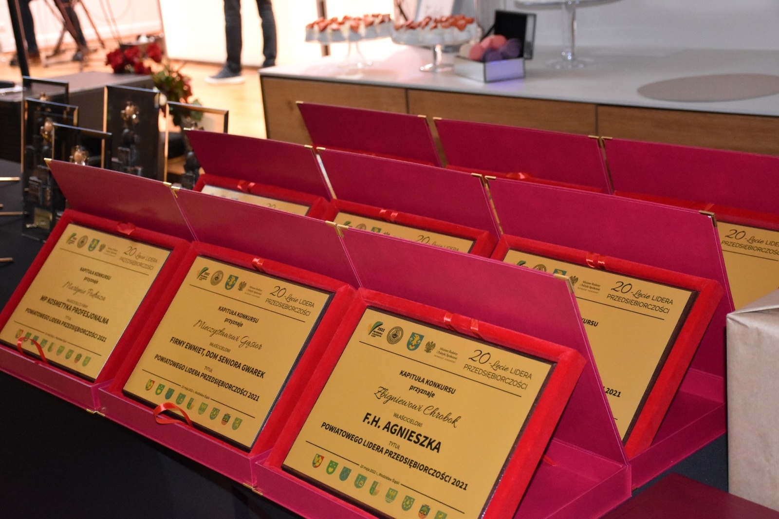 Zdjęcie w galerii na portalu naszwodzislaw.com: Poznaliśmy Powiatowych Liderów Przedsiębiorczości 2021 [FOTO] wiadomości z regionu