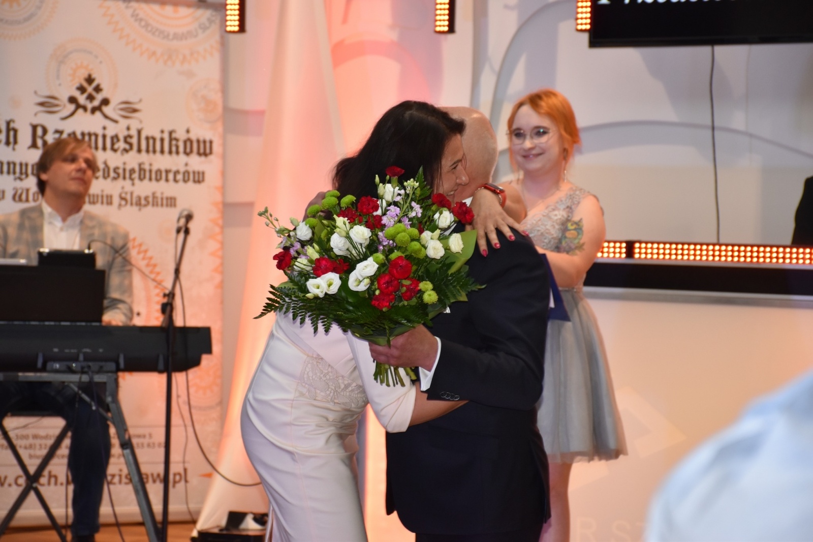 Zdjęcie w galerii na portalu naszwodzislaw.com: Poznaliśmy Powiatowych Liderów Przedsiębiorczości 2021 [FOTO] wiadomości z regionu