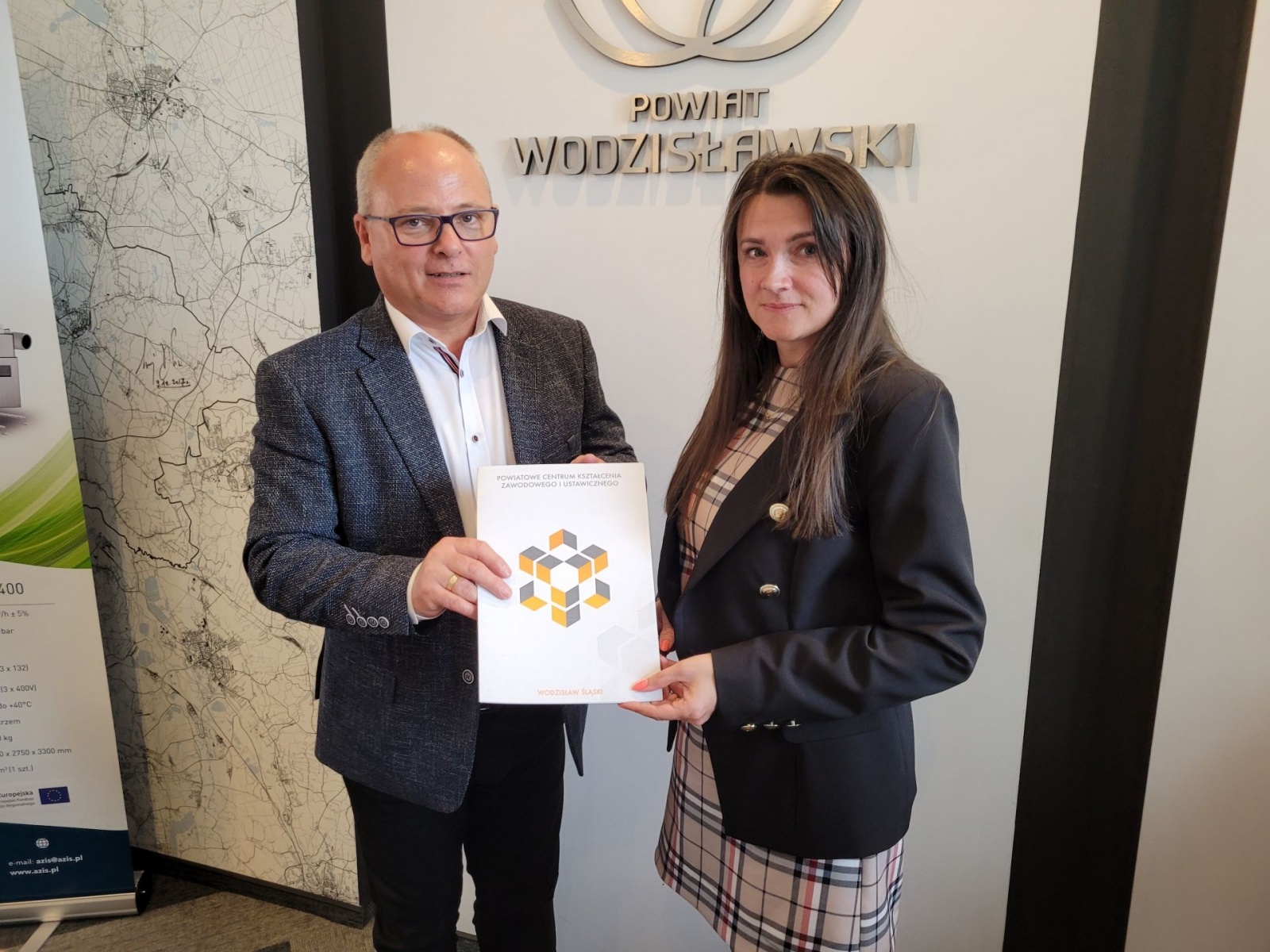 Zdjęcie w galerii na portalu naszwodzislaw.com: PCKZiU w Wodzisławiu Śl. z ważnym partnerem wiadomości z regionu