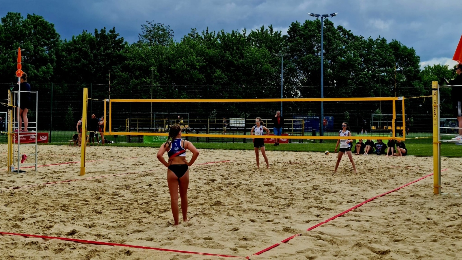 Zdjęcie w galerii na portalu naszwodzislaw.com: Zorza Wodzisław rozpoczęła sezon siatkówki plażowej wiadomości z regionu