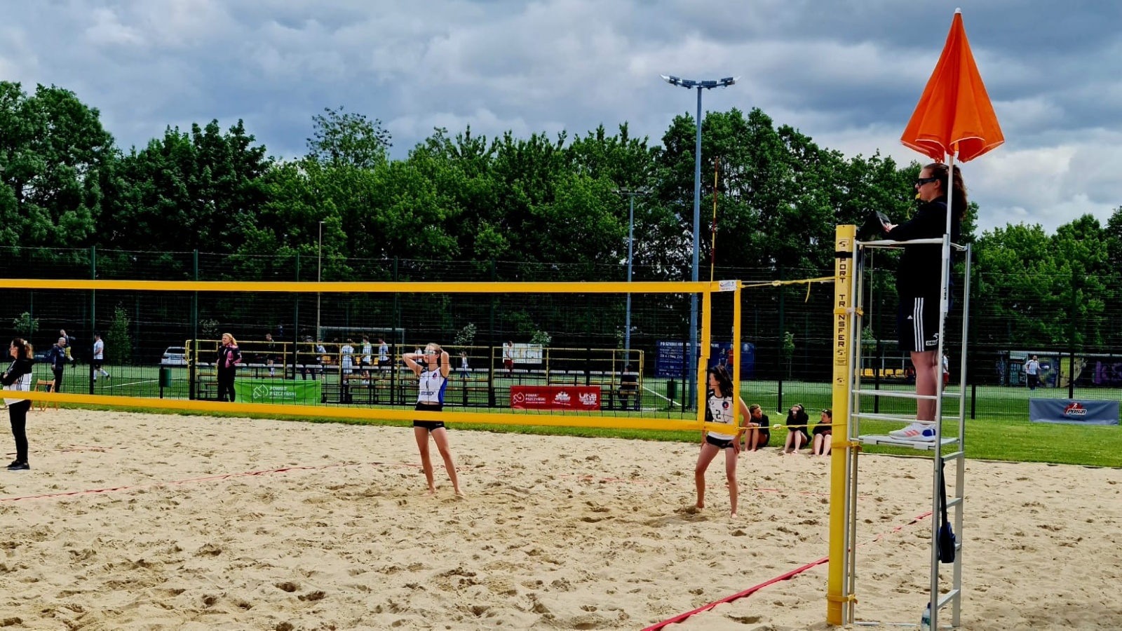 Zdjęcie w galerii na portalu naszwodzislaw.com: Zorza Wodzisław rozpoczęła sezon siatkówki plażowej wiadomości z regionu