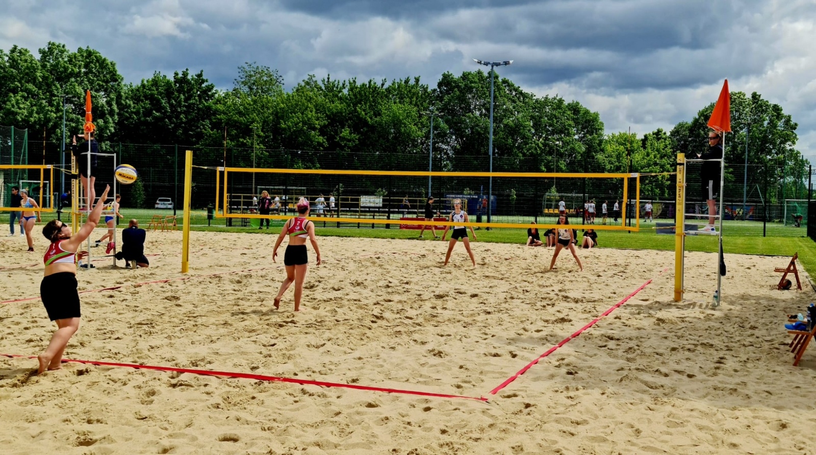 Zdjęcie w galerii na portalu naszwodzislaw.com: Zorza Wodzisław rozpoczęła sezon siatkówki plażowej wiadomości z regionu