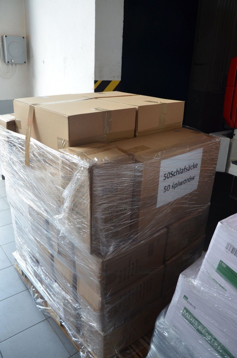 Zdjęcie w galerii na portalu naszwodzislaw.com: Do powiatu dotarł transport pomocy z Recklinghausen dla obywateli Ukrainy wiadomości z regionu