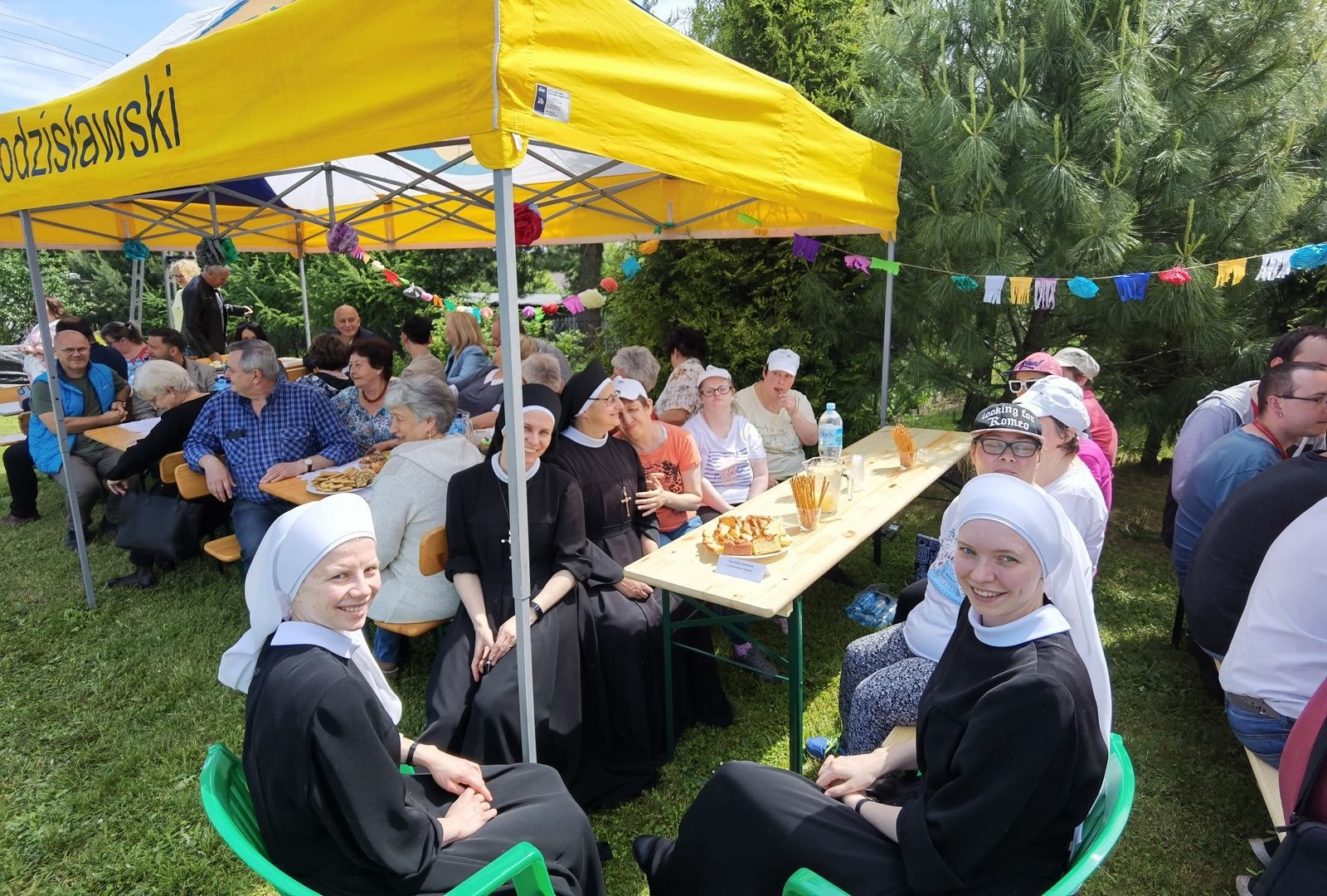 Zdjęcie w galerii na portalu naszwodzislaw.com: Integracyjna majówka w Perle za nami [FOTO] wiadomości z regionu