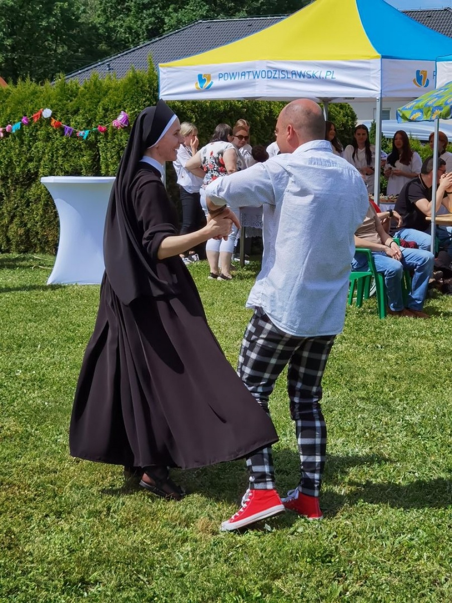 Zdjęcie w galerii na portalu naszwodzislaw.com: Integracyjna majówka w Perle za nami [FOTO] wiadomości z regionu