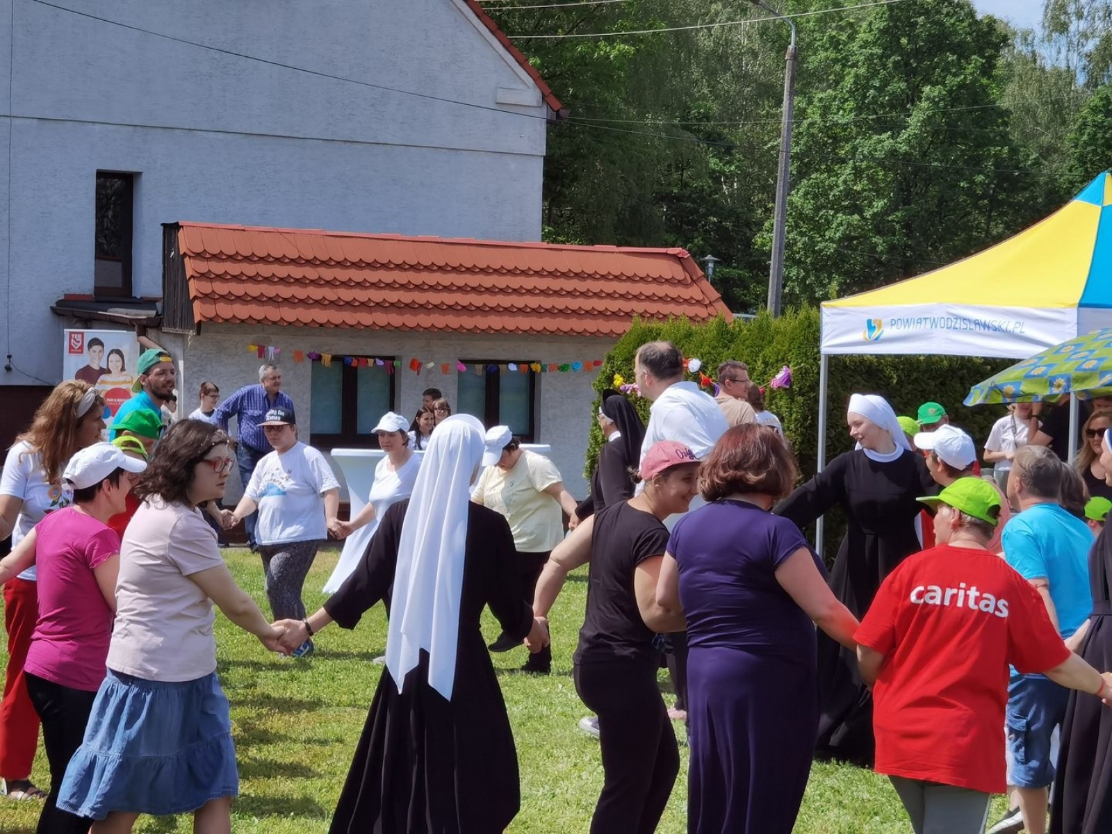 Zdjęcie w galerii na portalu naszwodzislaw.com: Integracyjna majówka w Perle za nami [FOTO] wiadomości z regionu