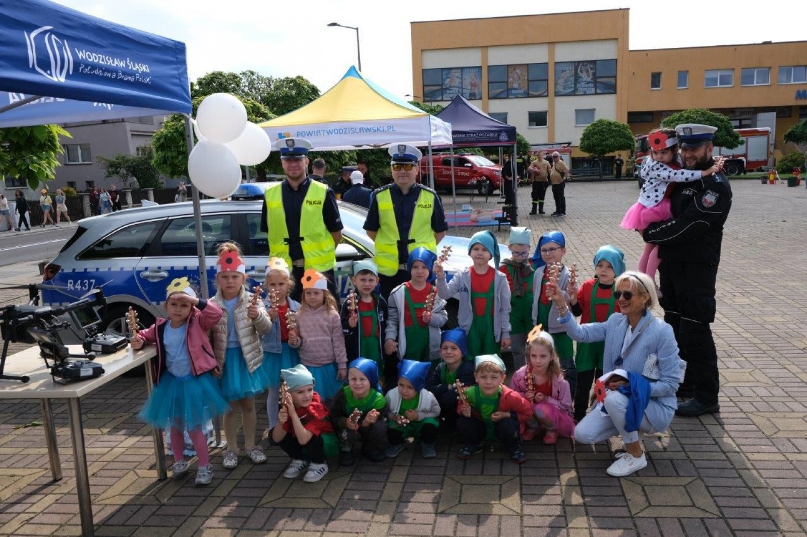 Zdjęcie w galerii na portalu naszwodzislaw.com: Od teraz będzie bezpieczniej. Za nami Piknik Bezpieczeństwa w Radlinie [FOTO] wiadomości z regionu