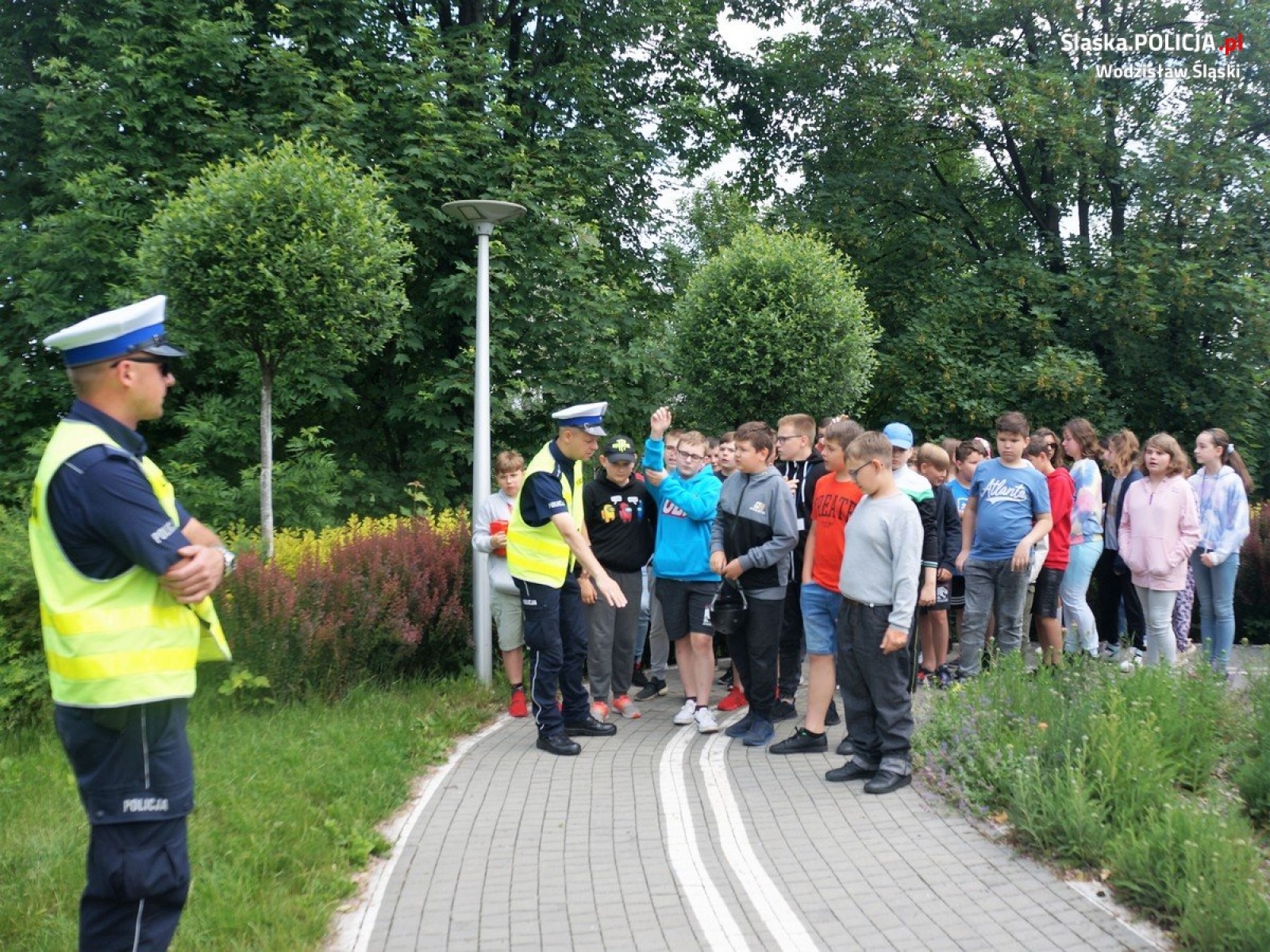 Zdjęcie w galerii na portalu naszwodzislaw.com: Jednośladem bezpiecznie do celu. Piknik w Radlinie [FOTO] wiadomości z regionu
