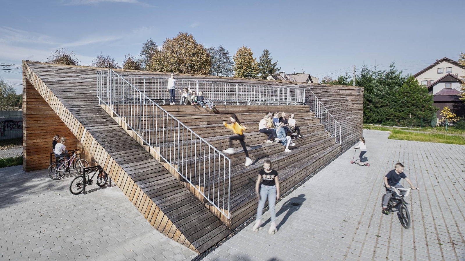 Zdjęcie w galerii na portalu naszwodzislaw.com: Sukces Rybnika i architekt związanej z raciborską PWSZ wiadomości z regionu