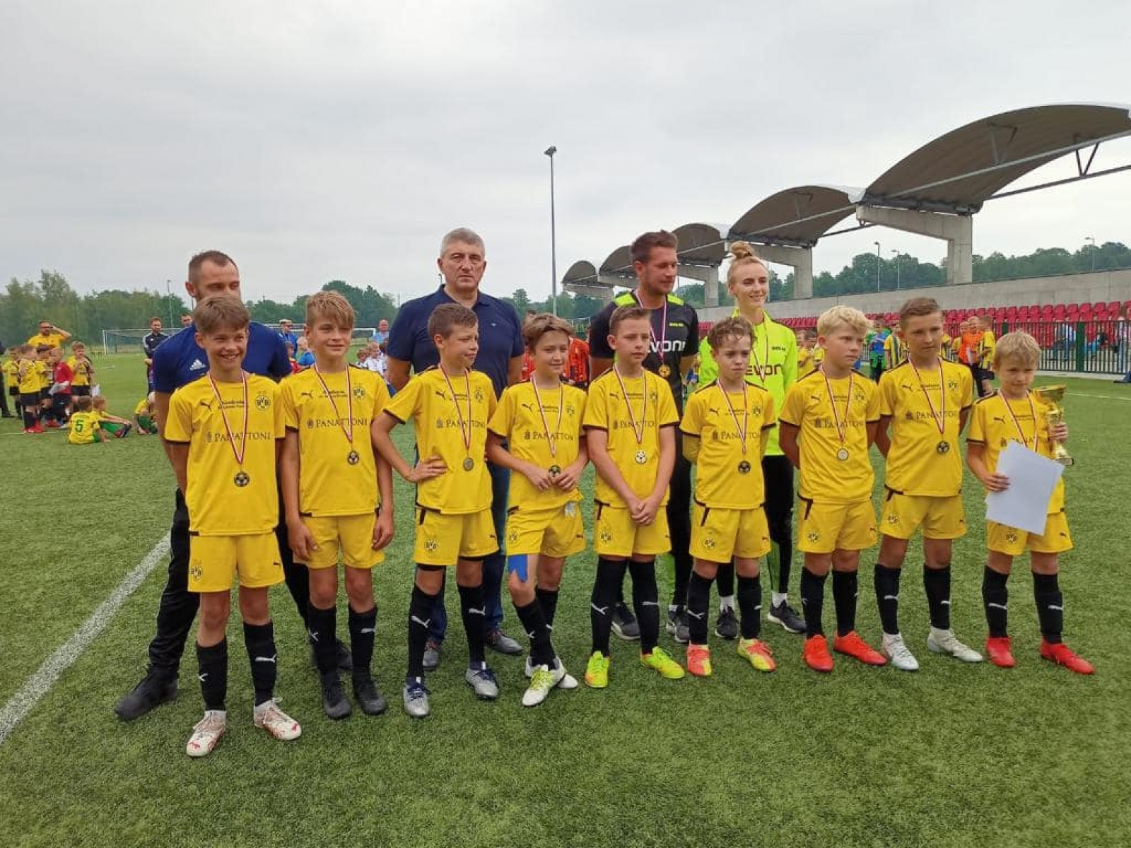 Zdjęcie w galerii na portalu naszwodzislaw.com: Puchar patrona stadionu w Nieboczowach. Akademia BVB i rydułtowski Naprzód górą [FOTO] wiadomości z regionu