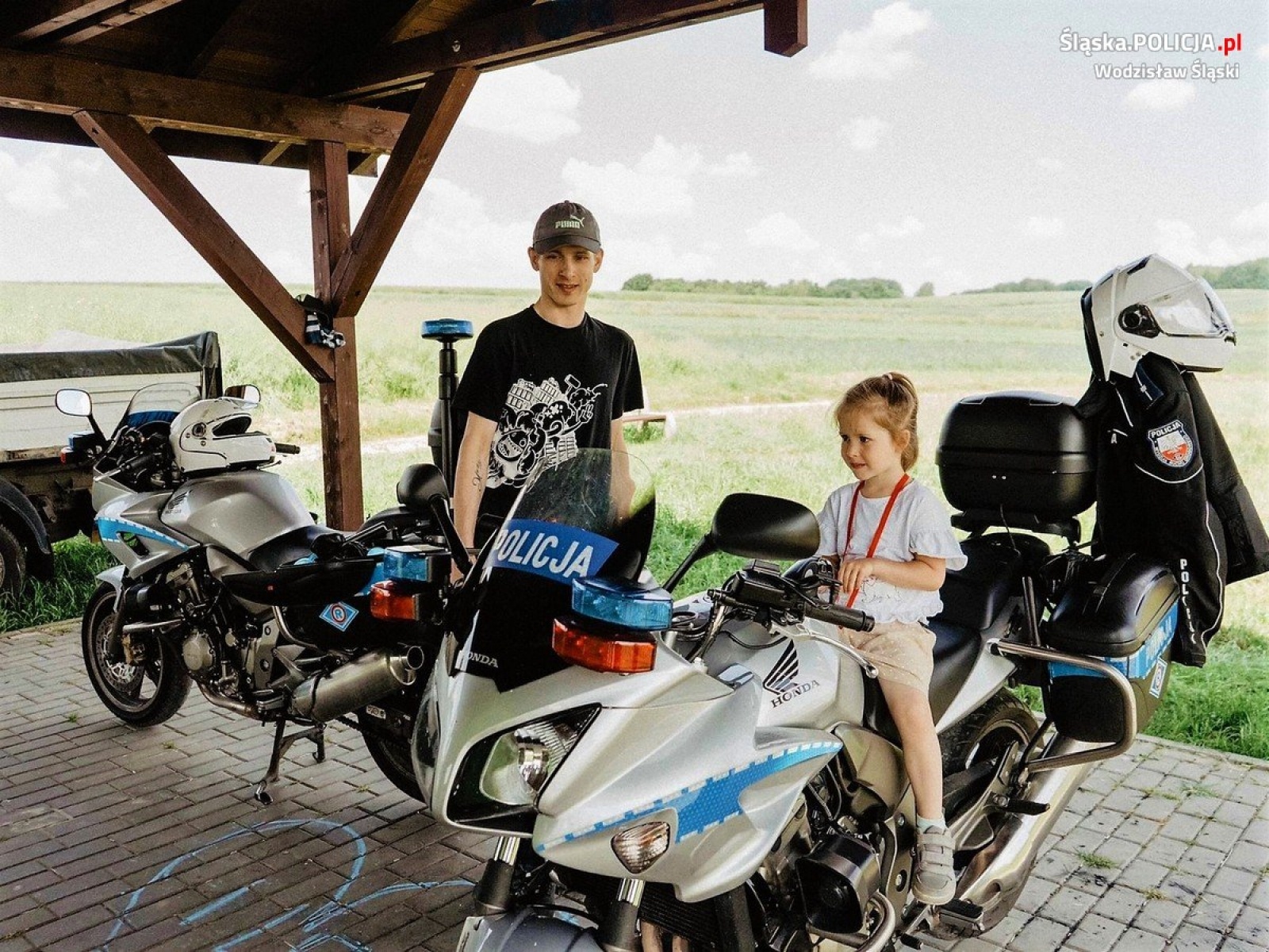 Zdjęcie w galerii na portalu naszwodzislaw.com: Zawody wędkarskie dla dzieci z udziałem policjantów wiadomości z regionu