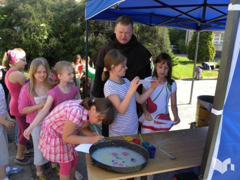 Zdjęcie w galerii na portalu naszwodzislaw.com: Papier z papieru czyli magiczny recykling wiadomości z regionu