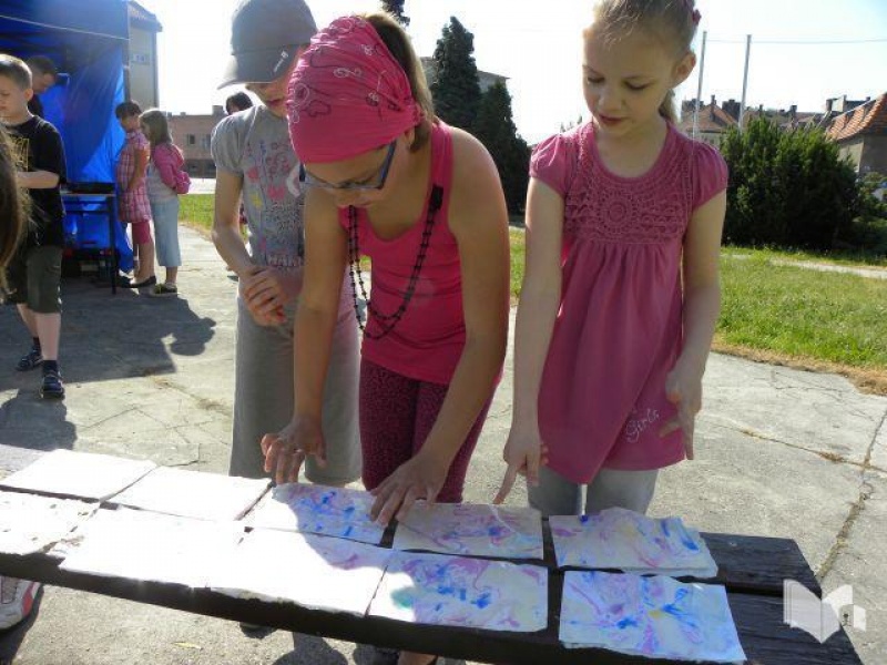 Zdjęcie w galerii na portalu naszwodzislaw.com: Papier z papieru czyli magiczny recykling wiadomości z regionu