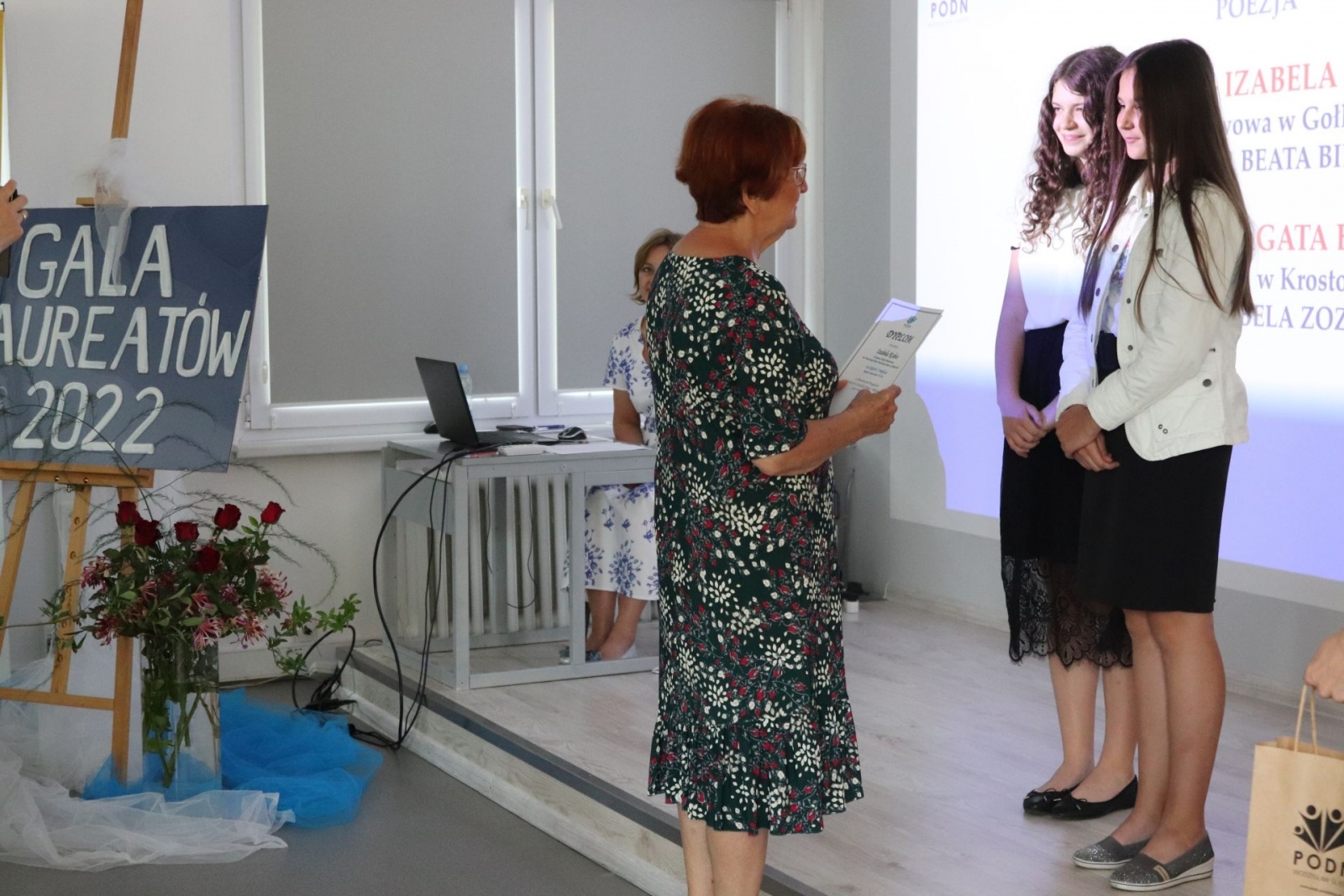 Zdjęcie w galerii na portalu naszwodzislaw.com: Uroczyste podsumowanie konkursów w PODN wiadomości z regionu