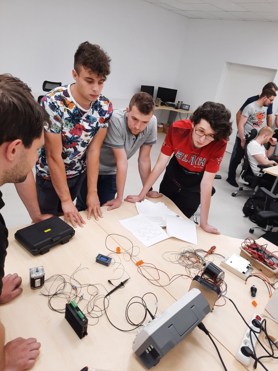 Zdjęcie w galerii na portalu naszwodzislaw.com: PWSZ Racibórz pracuje z liderami nowoczesnych technologii wiadomości z regionu