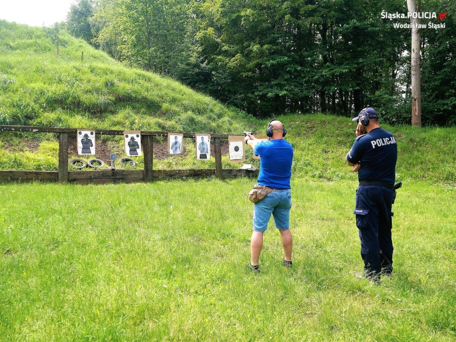Zdjęcie w galerii na portalu naszwodzislaw.com: Wodzisławscy policjanci trenowali swą celność wiadomości z regionu