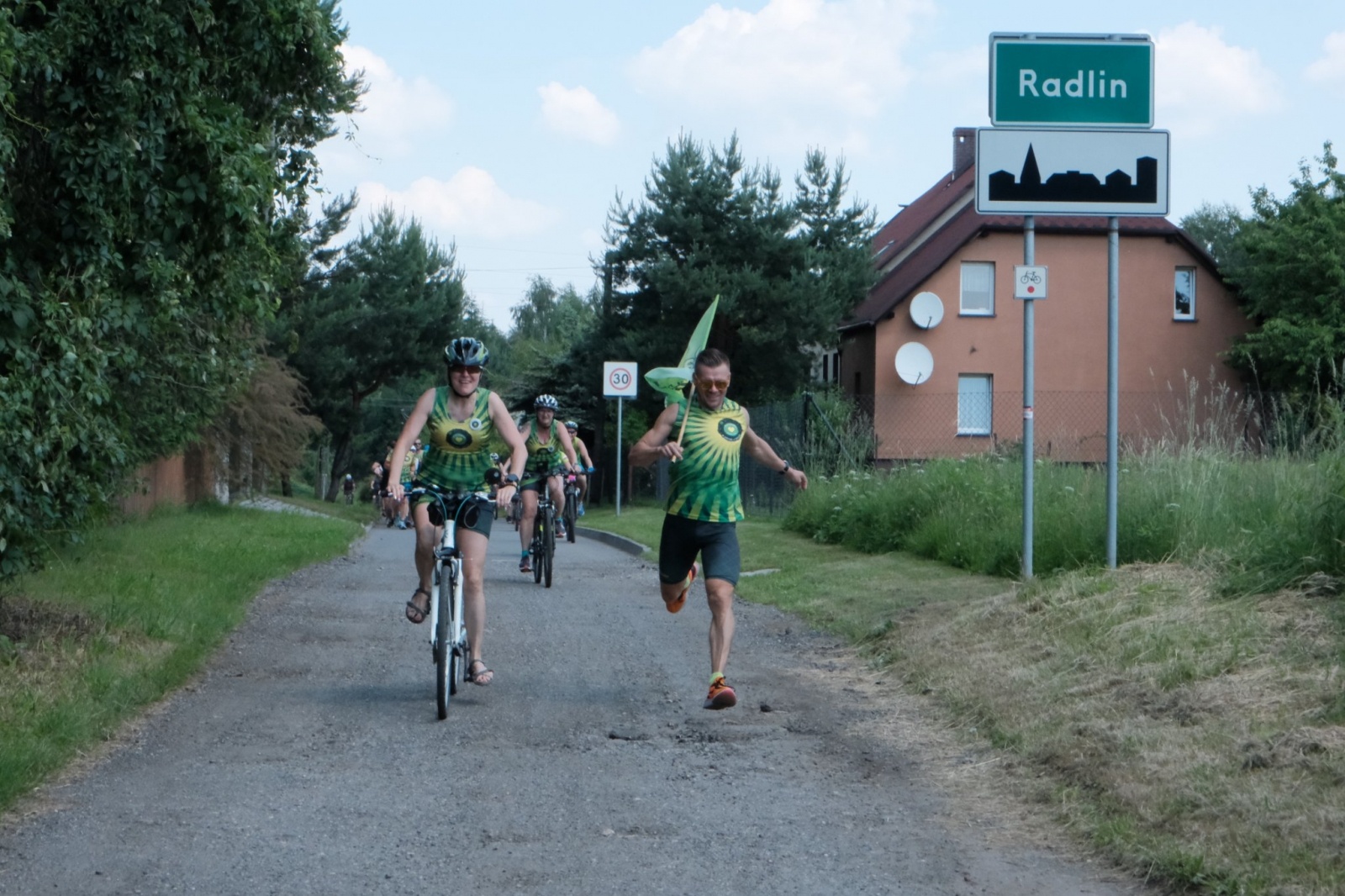 Zdjęcie w galerii na portalu naszwodzislaw.com: VI Bieg dookoła Radlina za nami [FOTO] wiadomości z regionu
